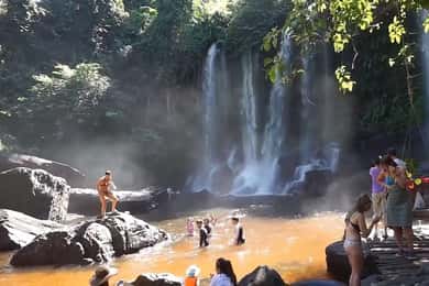 Cascada de la Montaña Kulen, 1000 lingas, Recorrido del Buda Reclinado