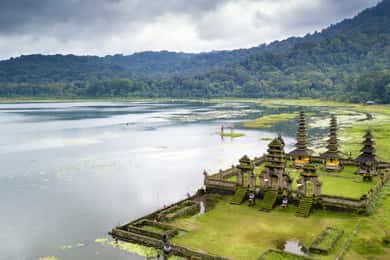 Bali: caminhada pelas cachoeiras Munduk, lagos gêmeos e passeio pelo templo