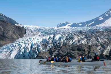 Juneau: Mendenhall Glacier Canoe Paddle and Hike