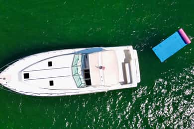 Miami: Privat yachtuthyrningstur med champagne och snorkling
