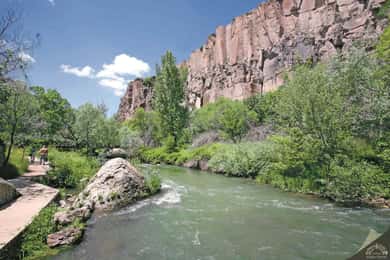 Cappadocia :Underground City Guided Green Tour & Lunch