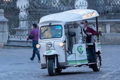 Córdoba: tour guidato della città in tuk-tuk