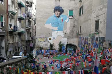 Da Roma: gita di un giorno a Napoli in treno e tour a piedi di Maradona