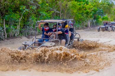 Punta Cana Buggy & ATV-tur: Grotte, Macao Beach, gratis afhentning