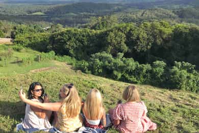 Noosa: Maleny & Montville Tour with Lunch & Wine Tasting
