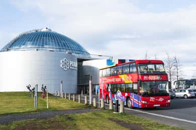 Reykjavík: Hop-On-Hop-Off-Bus und Eintrittskarte für das Perlan-Museum