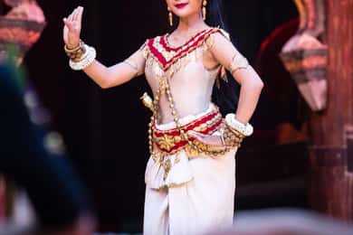 Représentation théâtrale d'Apsara, avec dîner et prise en charge à l'hôtel