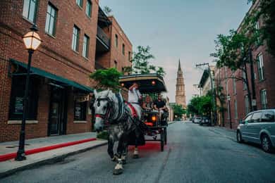 Charleston: Haunted Carriage Evening Tour