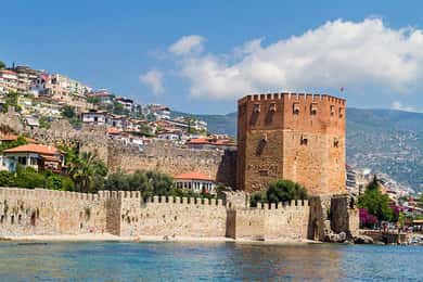 Side Şehrinden: Tekne Turu ve Öğle Yemeği ile Günübirlik Alanya Turu
