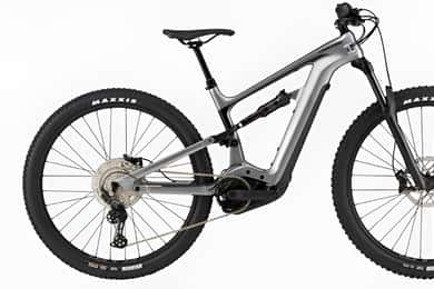 Bologna: City Discover by E-Bike Rental with Safety Gear