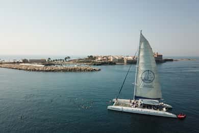 Alicante: Croazieră de 6 ore cu catamaranul spre insula Tabarca
