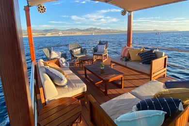 Cabo San Lucas: Private Catamaran Cruise