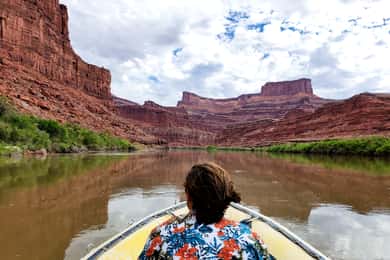 Moab: Calm Water Cruise in Inflatable Boat on Colorado River