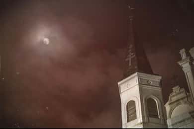New Orleans Drunken Ghost and Vampire Experience