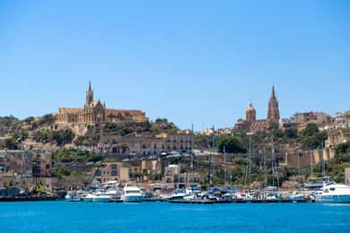 St. Paul's Bay: Blue Lagoon, Comino & Gozo with Bus Tour