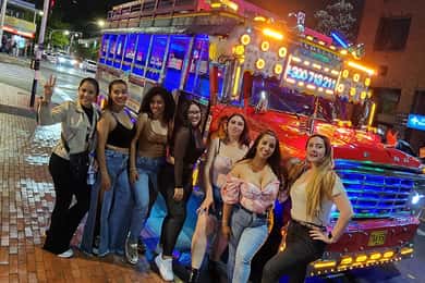 Medellin: Party Bus with DJ & Street Food Tastings