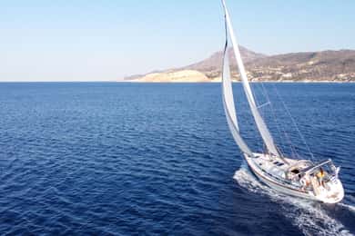 Private Daily Boat Tour to discover the highlights of Milos