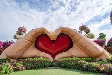 Dubai Miracle Garden Skip-the-Line Ticket & Transport Option