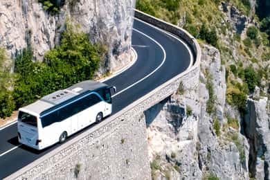 Naples Airport: 1-Way Shuttle to Sorrento Coast from Naples