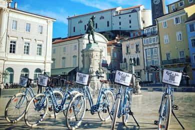 Piran: Aluguel de bicicleta com mapa, capacete, garrafa de água e cadeado