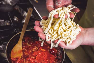 Perugia: Traditional Umbrian Food Guided Walking Tour