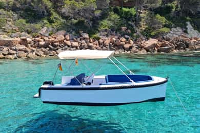 Santa Ponsa: Privé bootverhuur zonder vaarbewijs