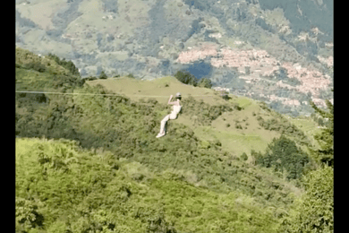 Medellin: Day Trip to Private Zipline and Waterfall Trek