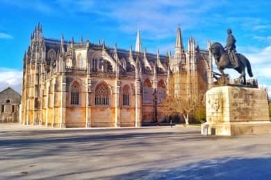 Lisboa - Coimbra, Transfer Privado e até 3 visitas a cidades