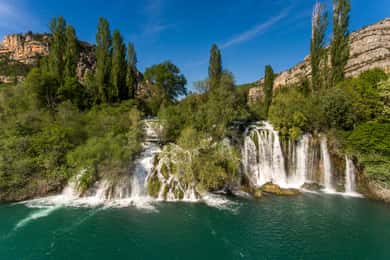 Vanuit Zadar: Krka watervallen rondleiding met zwemmen bij Skardin