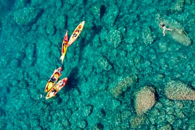 Barcelona: Costa Brava Kayak, Snorkeling, Skok z Klifu i Lunch