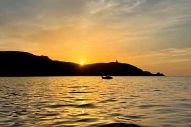 Lumio : Tour en bateau au coucher du soleil dans la baie de Calvi