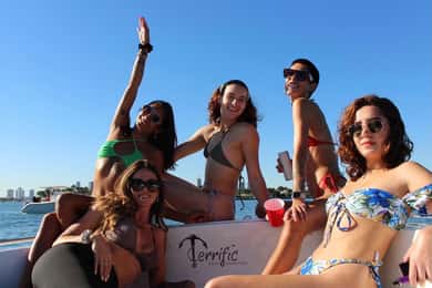 Miami: 4 timmars båttur med öhoppning och vattenleksaker