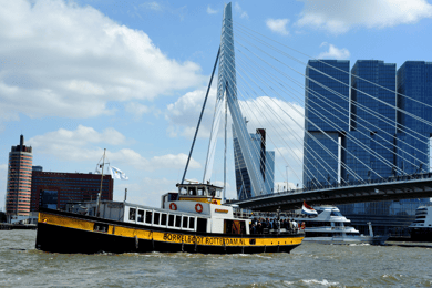 Rotterdam: Pub Cruise con Bebidas y Bocados