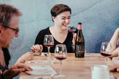 Toulouse: Wine Bar Walking Tour with a Local Wine Expert