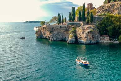 Ohrid: Panorama-bådtur i den gamle bydel og Titos residens