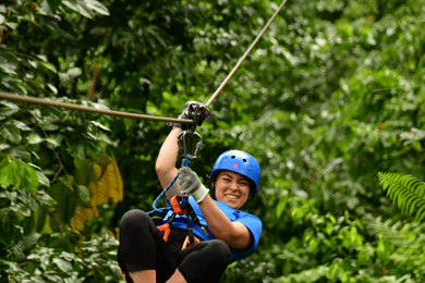 La Fortuna: 12 Zip Lines i trädkronorna och guidad skogsvandring