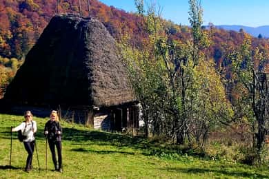 From Cluj-Napoca: Apuseni Mountains Hiking Guided Day Tour