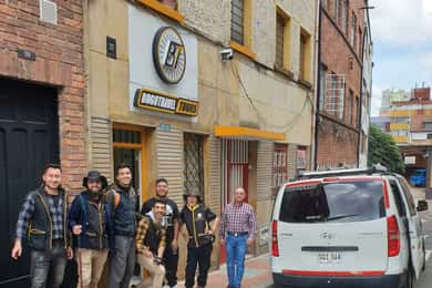 Bogotá: Ciudad Bolivar Private Tour with Cable Car Ticket