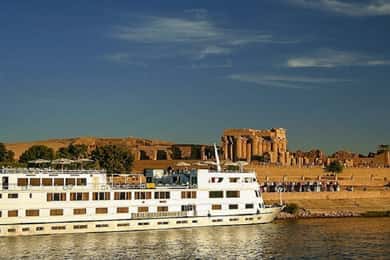 From Aswan: 5-Day Nile Cruise to Luxor with Hot Air Balloon
