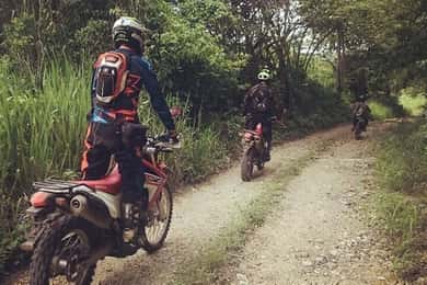 Kingston: JAMAICA Dirt bike Tour de 1 dia Offroad/Onroad