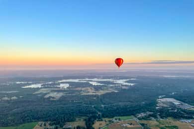 Seattle: passeio de balão de ar quente no nascer do sol no Monte Rainier