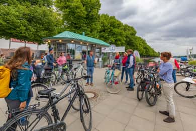 Hannover: passeio guiado de bicicleta para gourmets com degustações