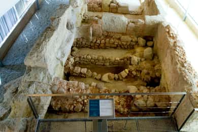 Punic Wall, Roman Theatre & Roman Forum Museums