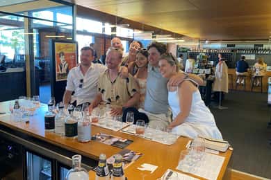 Melbourne: Yarra Valley Food, Wine, Chocolate & Gin Tour