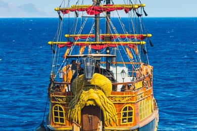 Kardamaina: 3-Bay Pirate Boat Cruise with BBQ Lunch