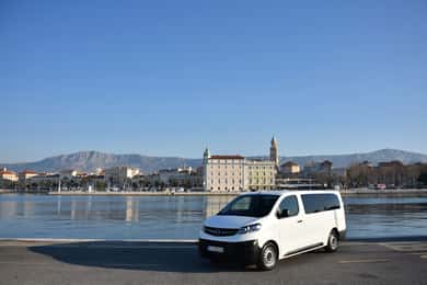 Split: Privater Transfer nach Zagreb mit Stopp bei den Plitvicer Seen