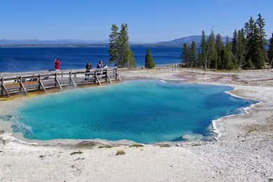 Salt Lake City: Yellowstone 4-day Small Group Tour