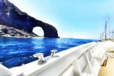 From Lipari: Island and Salina Full Day Sightseeing Cruise