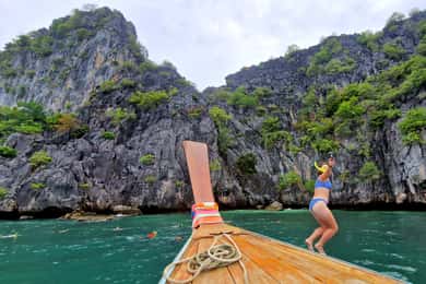 Koh Lanta: Emerald Cave & 4 Islands Snorkel Tour by Longtail