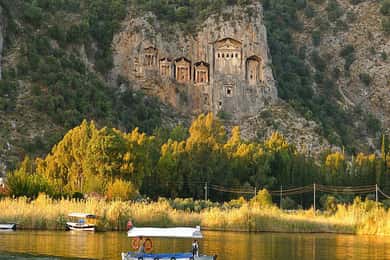 From Fethiye: Dalyan Day Trip with Mud Bath and Turtle Beach